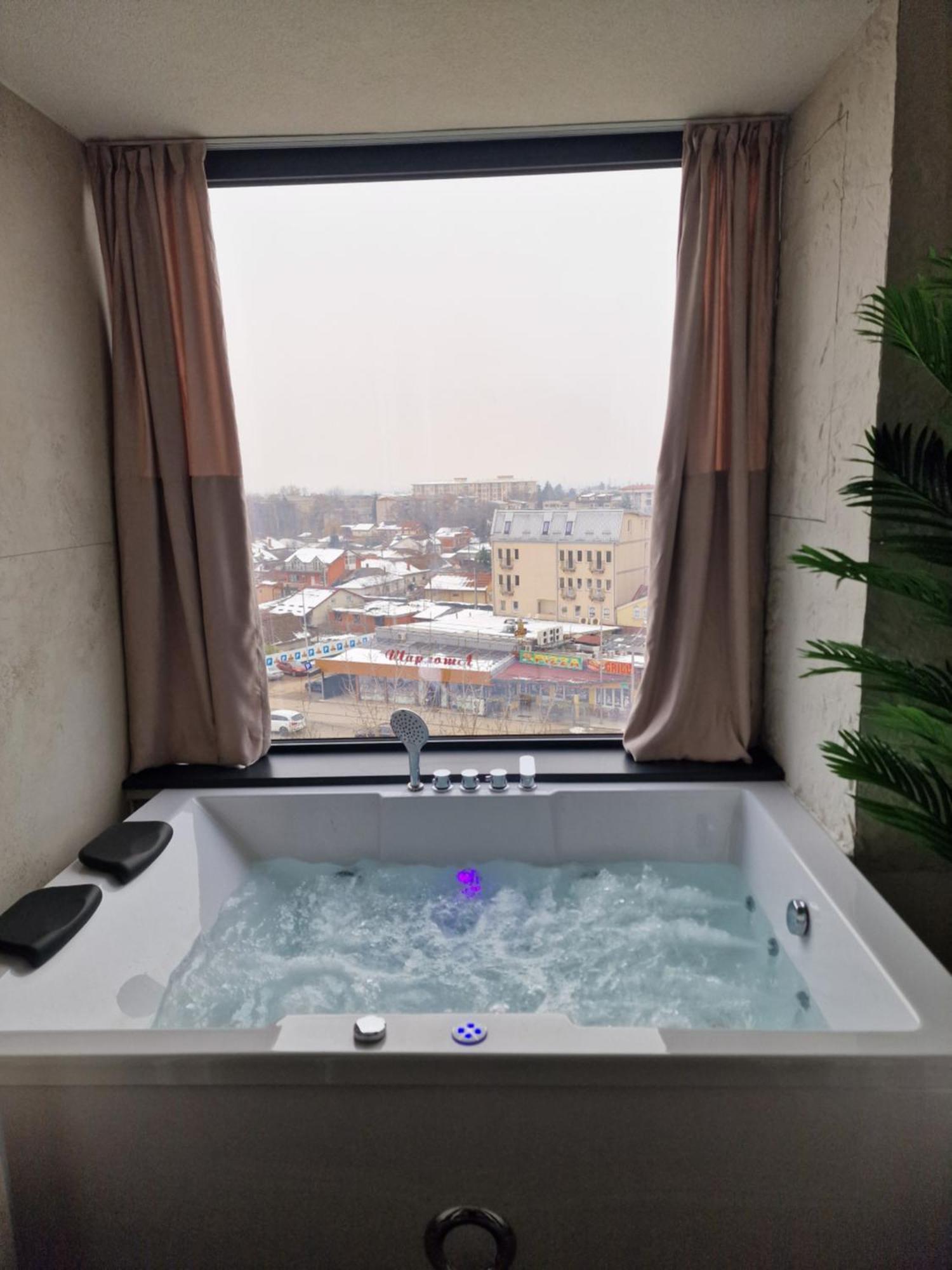 Petkov5Ki.Luxuryapartments Skopje Værelse billede